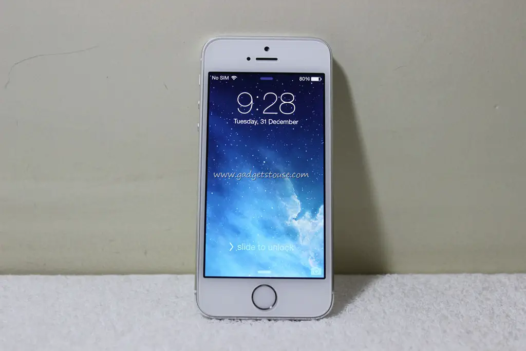 5S Review, Unboxing, Benchmarks, Gaming, Camera and Verdict