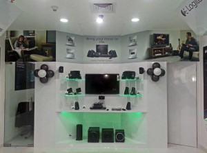 Logitech_store_1