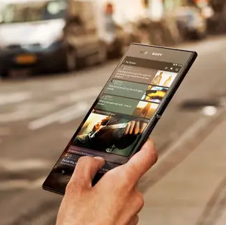 Sony Xperia Z Ultra with 6 4 Inch Display and 2 2 GHz Quad Core Processor - 40