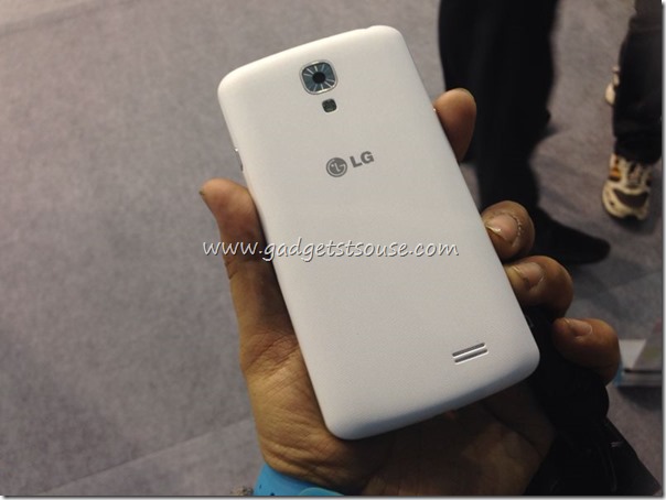 LG X3 Hands On  Quick Review  Photos and Video - 73