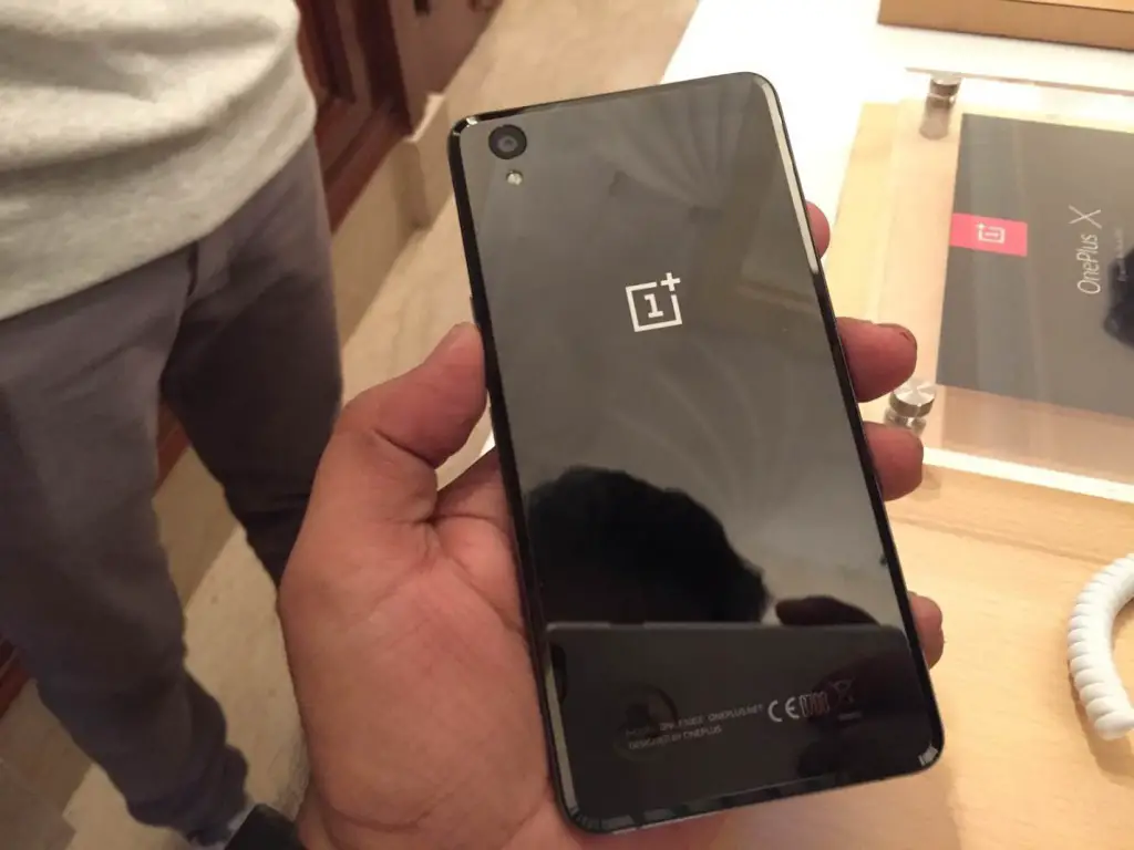 OnePlus X 1