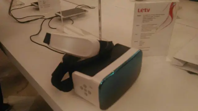 le 3d headset