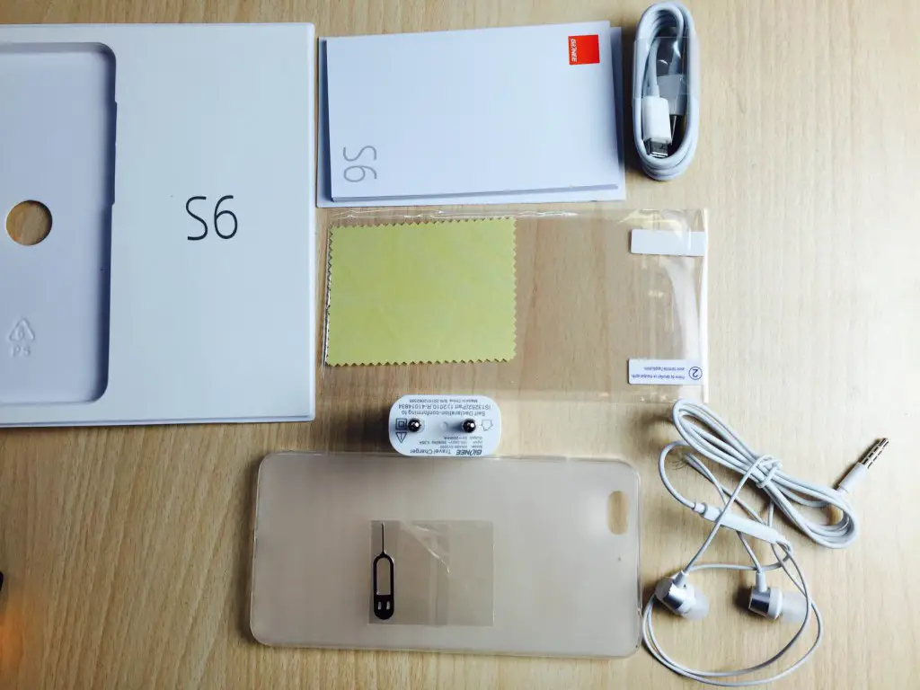 Gionee S6 Unboxing (2)