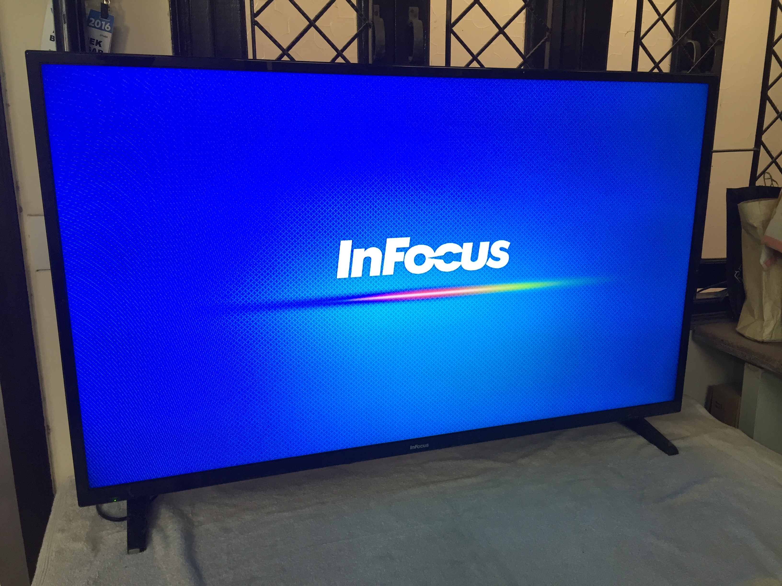 InFocus II-50EA800 50 Inch LED TV Unboxing and Quick Review