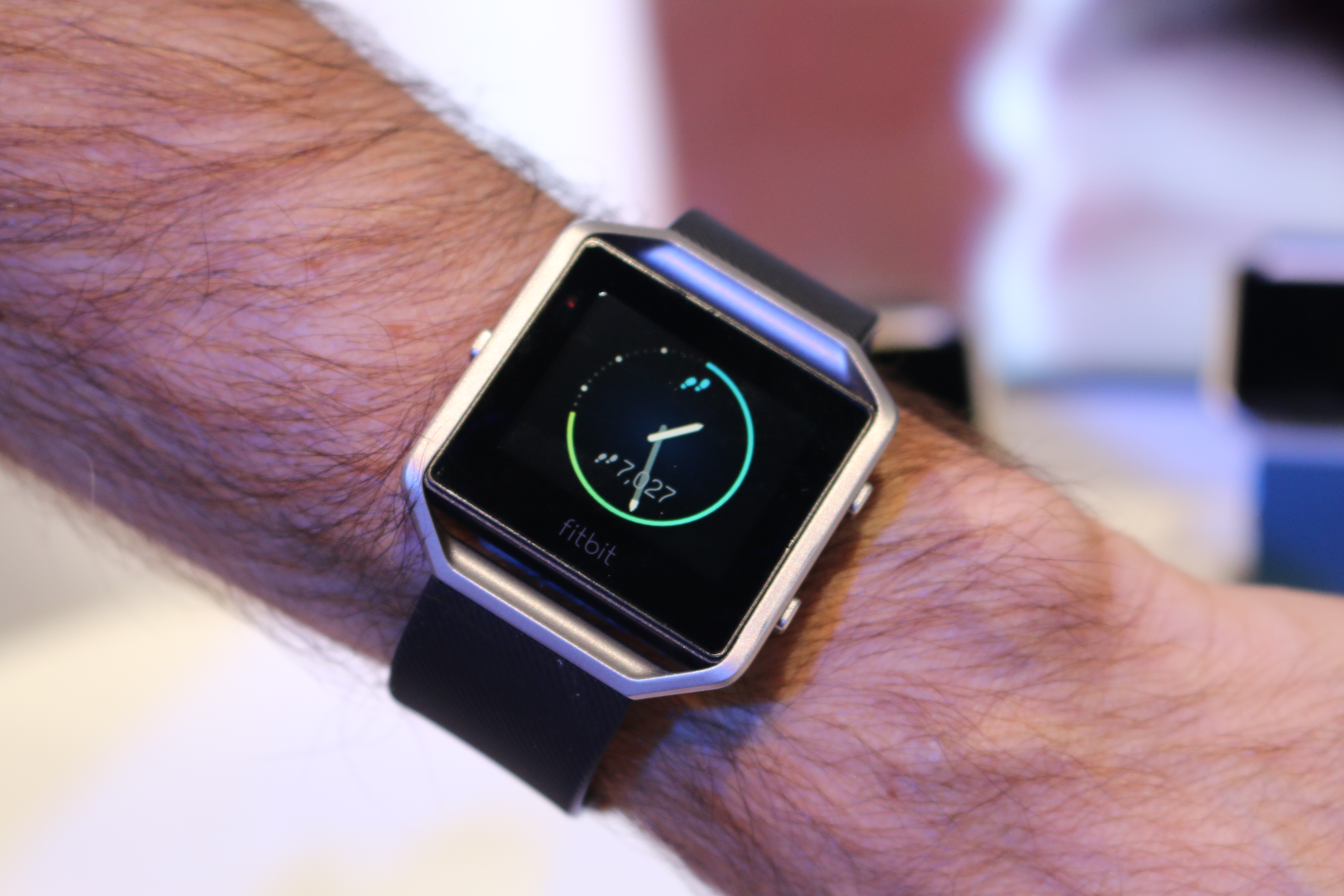 Fitbit blaze (2) - Gadgets To Use