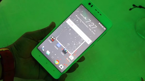 HTC Desire 825 Hands On Overview  User Interface  Camera and Competition - 51