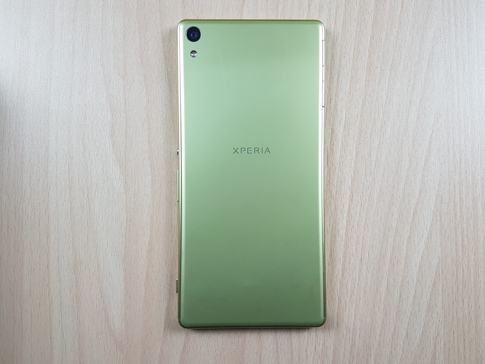 Cusco Korting pauze Sony Xperia XA Ultra Unboxing, Quick Review and Gaming