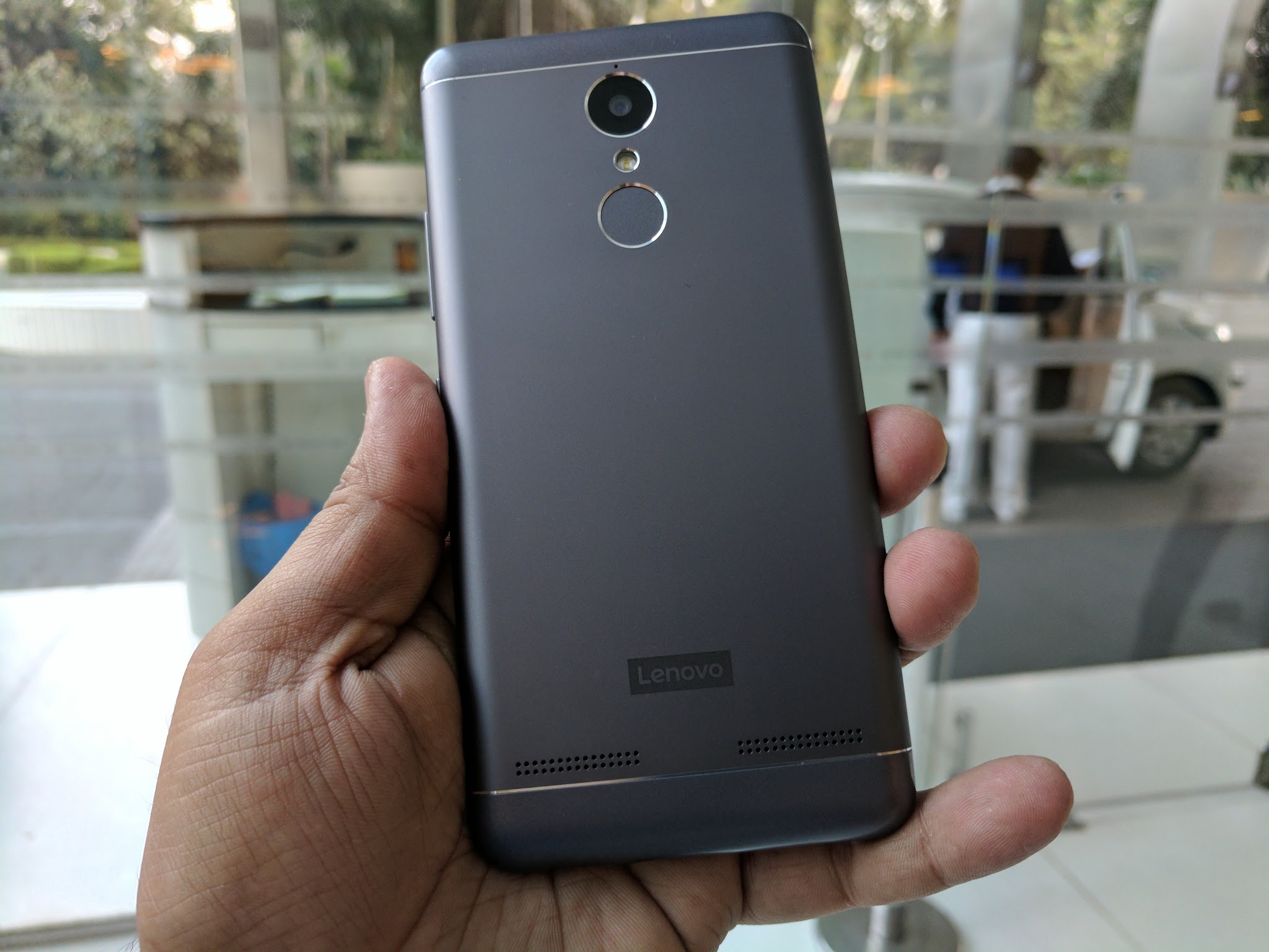 Lenovo K6 Power Hands On, Photos and Early Verdict