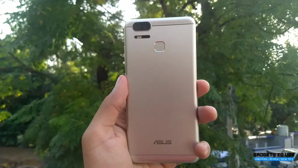 Asus ZenFone Zoom S back