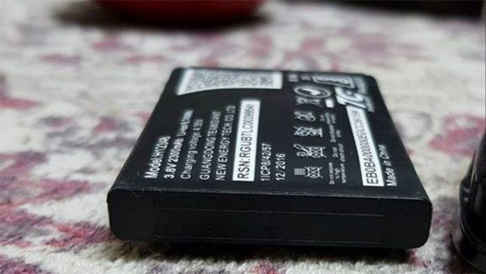 Reliance JioFi 2 Swollen battery Reliance JioFi 2 Swollen battery