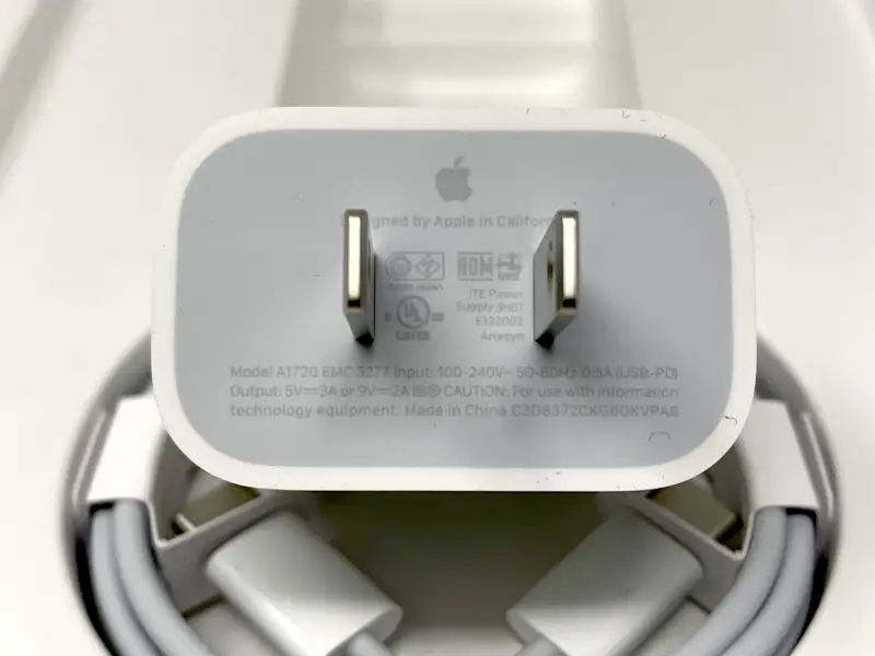 140 watt apple charger iphone